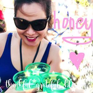 Meet your Posher, Ana lou